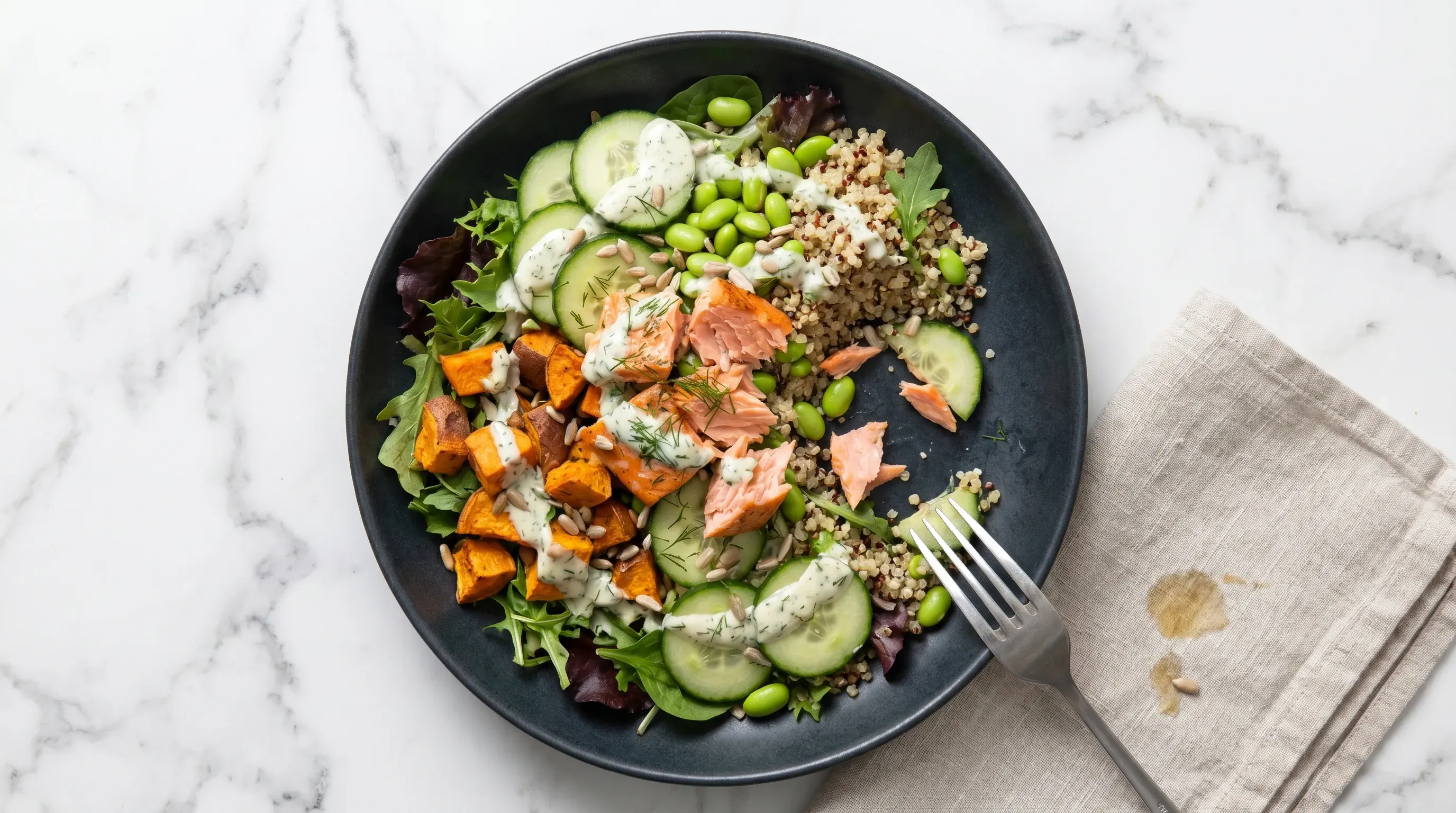 Lachs Gemüse Bowl