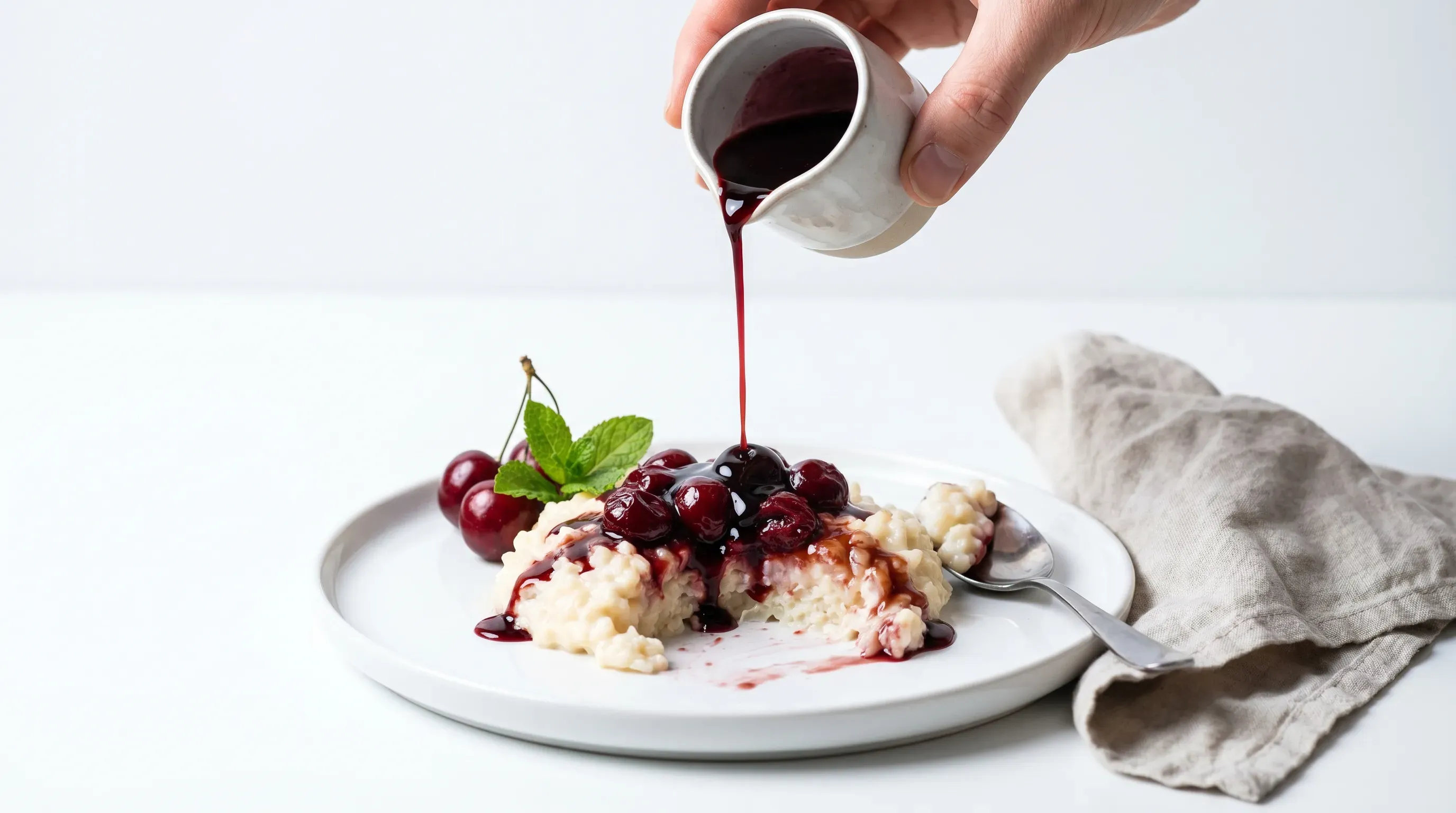 Milchreis mit Kirsch-Zimt-Kompott